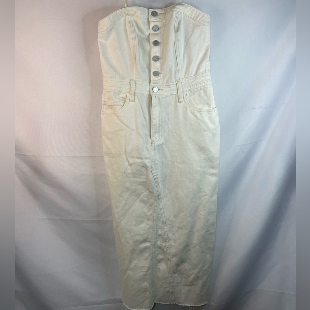 Off white denim dress, strapless with an elastic panel in the back. Great seams!
